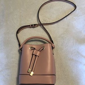 Baby pink forever 21 adjustable crossbody purse